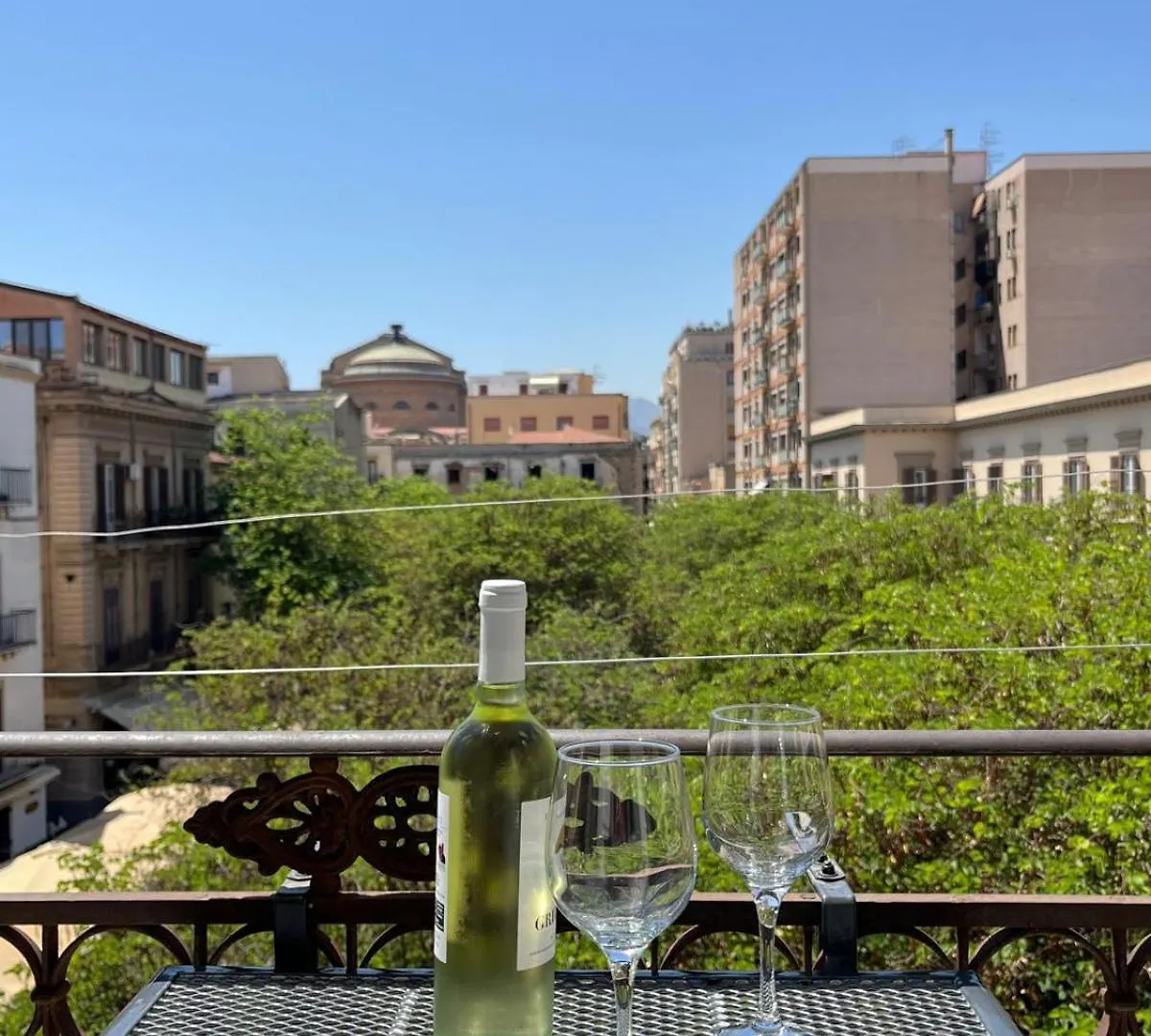 Casa Vacanze Da Ruggero Al Massimo Palermo
