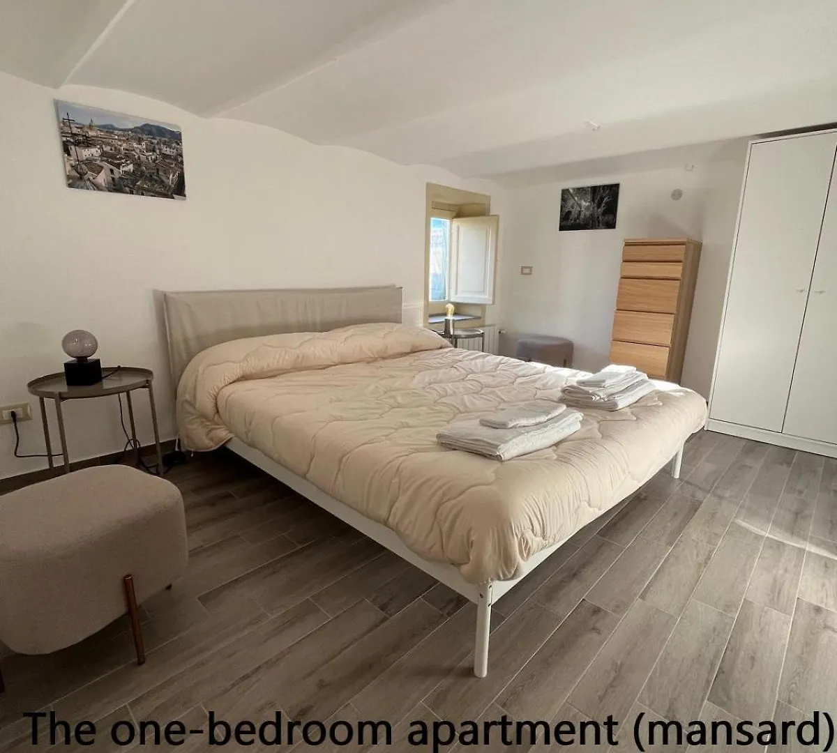 Casa Vacanze Da Ruggero Al Massimo Palermo 0*,