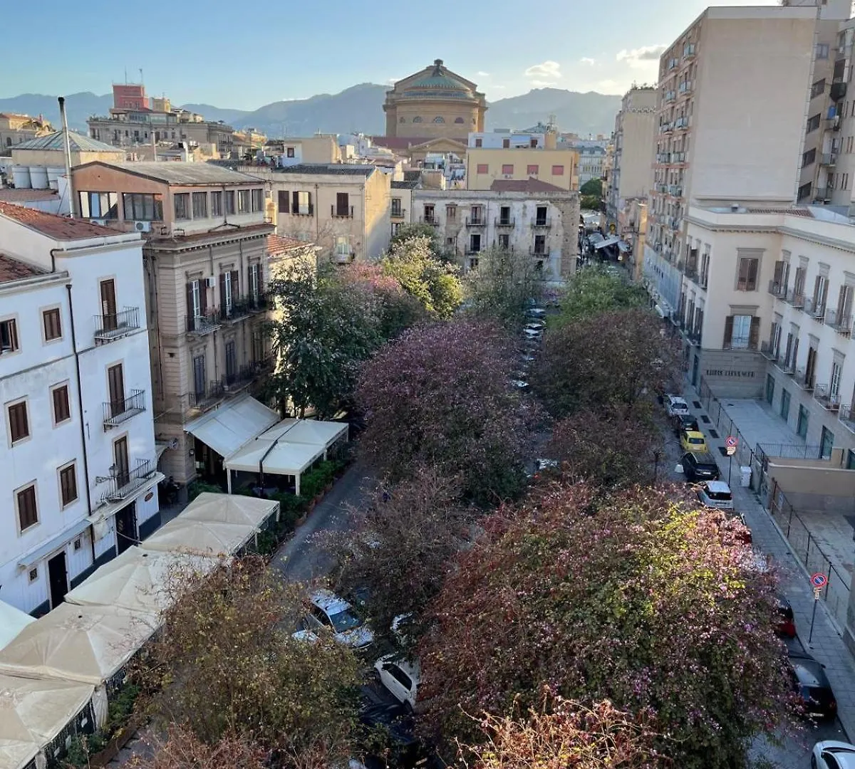 Casa Vacanze Da Ruggero Al Massimo Palermo 0*,  Italy